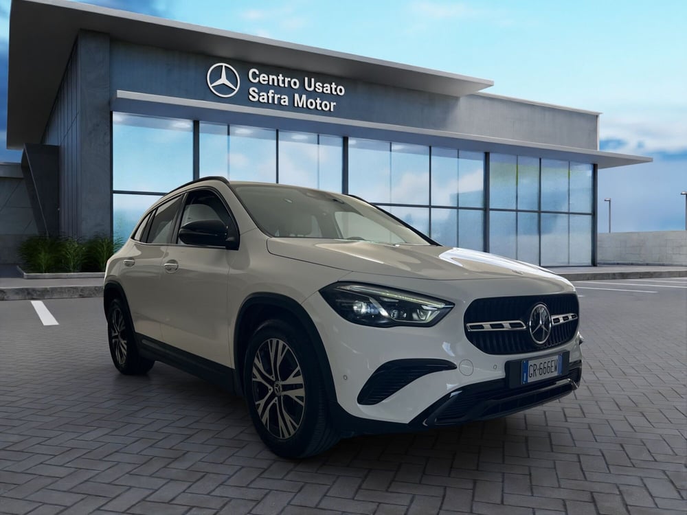 Mercedes-Benz GLA SUV usata a Cosenza (8)