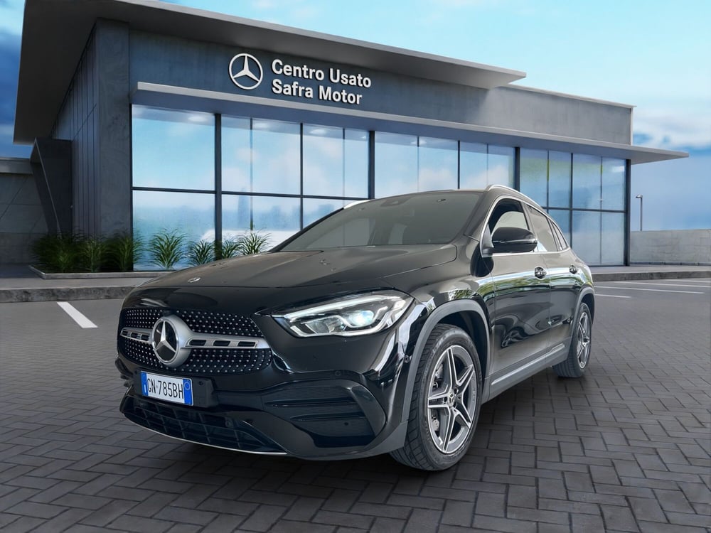 Mercedes-Benz GLA SUV usata a Cosenza
