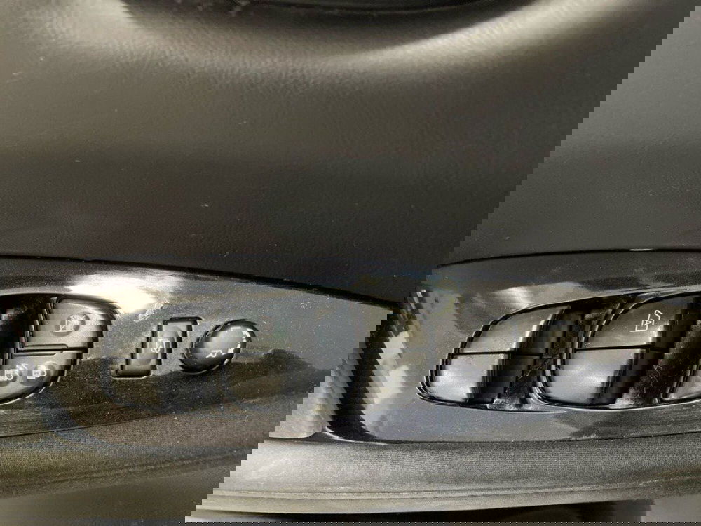 Nissan Leaf usata a Macerata (17)