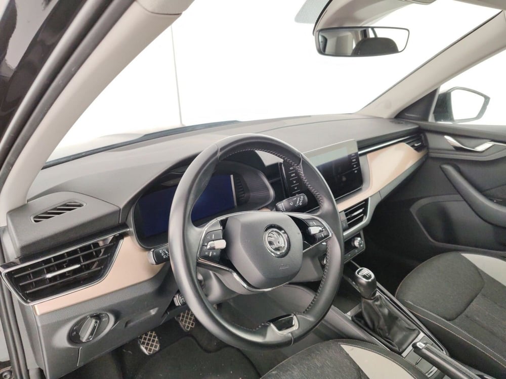 Skoda Kamiq usata a Massa-Carrara (7)
