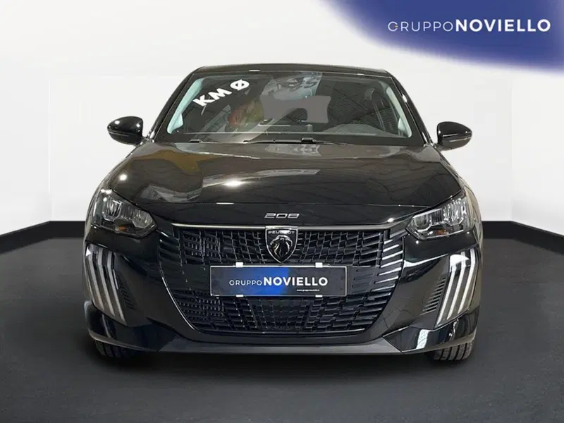 Peugeot 208 nuova a Salerno (2)