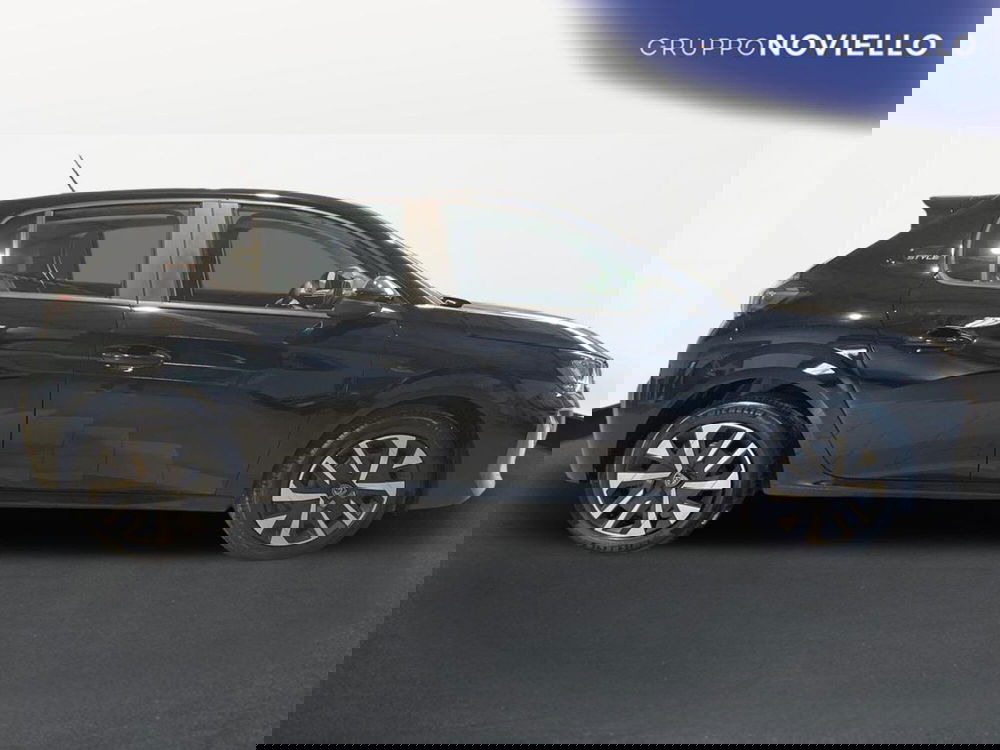 Peugeot 208 nuova a Salerno (3)