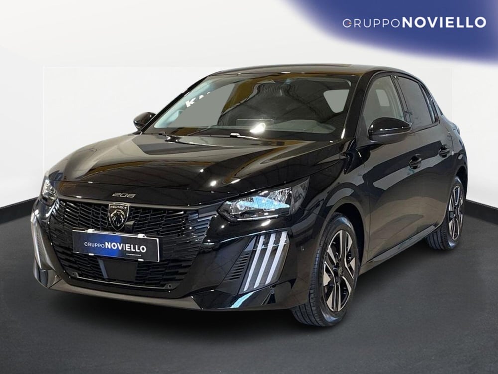 Peugeot 208 nuova a Salerno