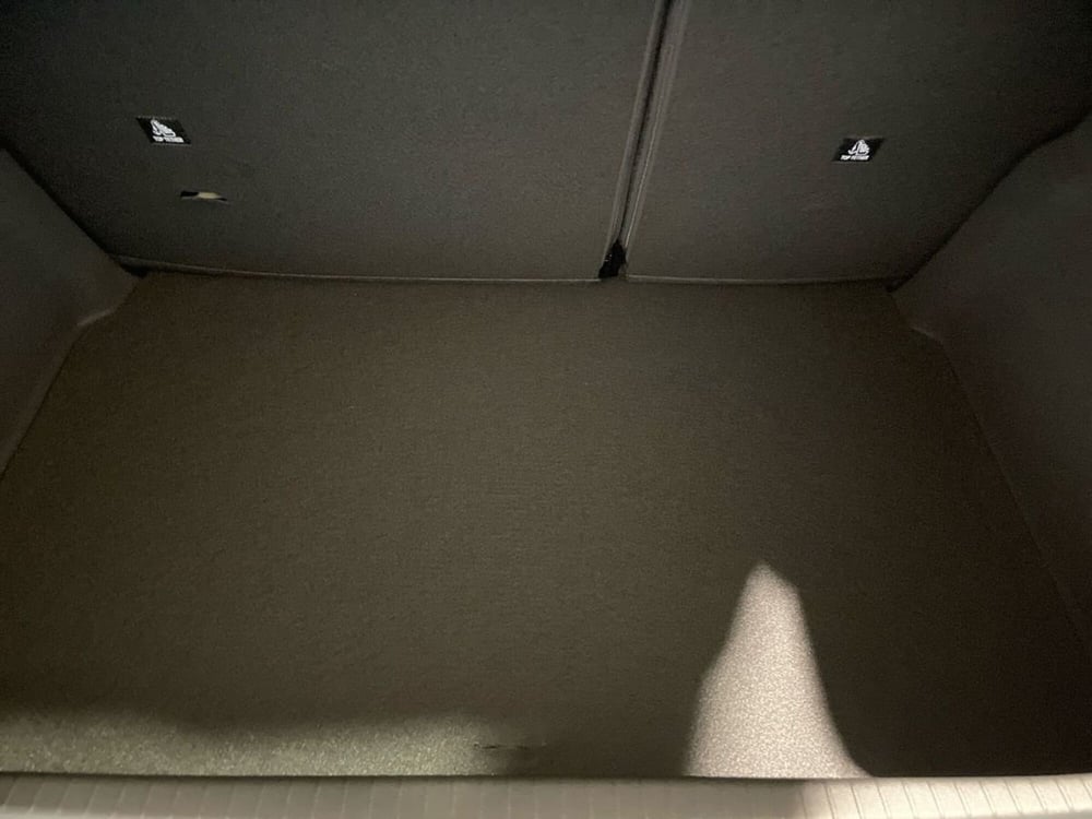 Peugeot 208 nuova a Salerno (7)