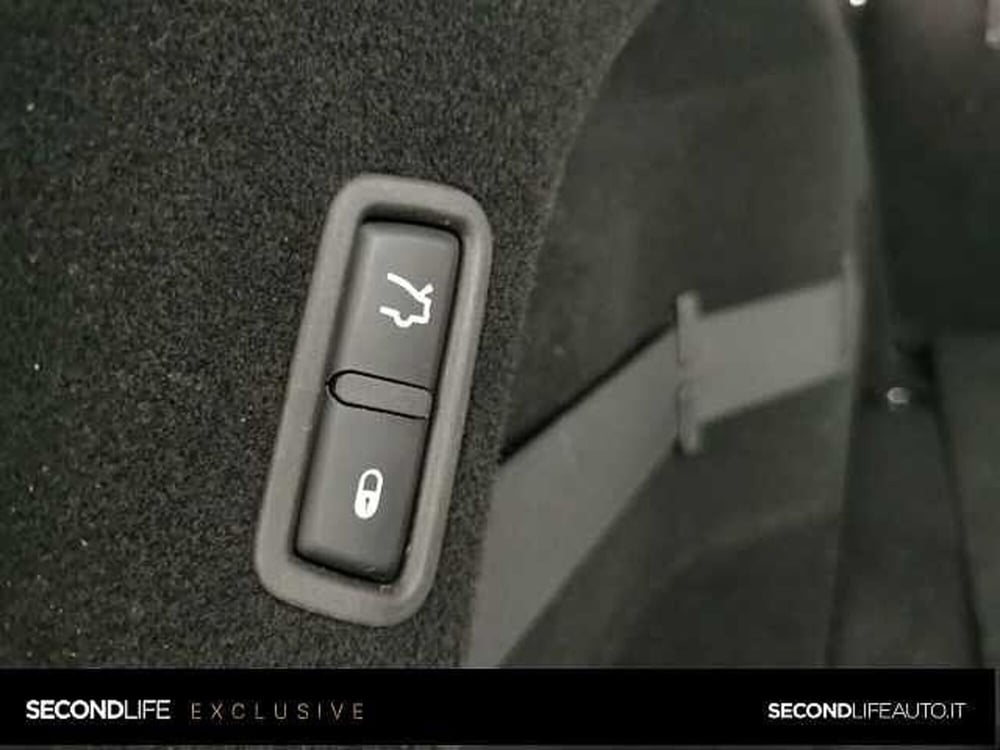 Maserati Levante usata a Chieti (9)