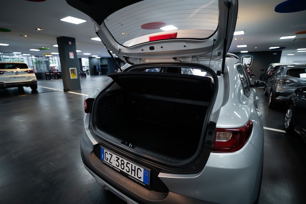 Kia Stonic nuova a Torino (15)