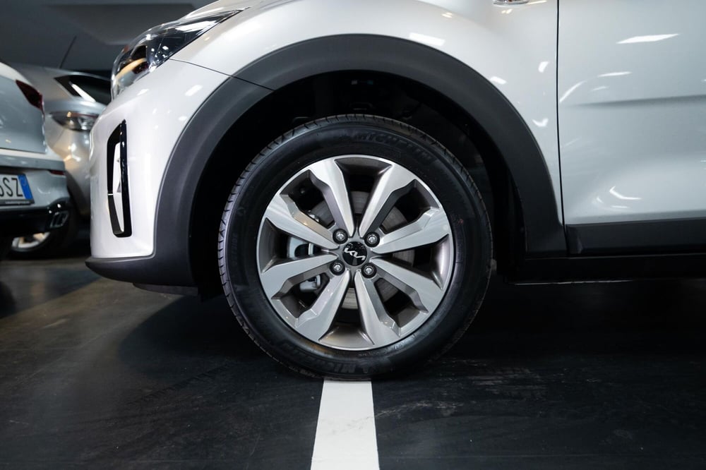 Kia Stonic nuova a Torino (16)