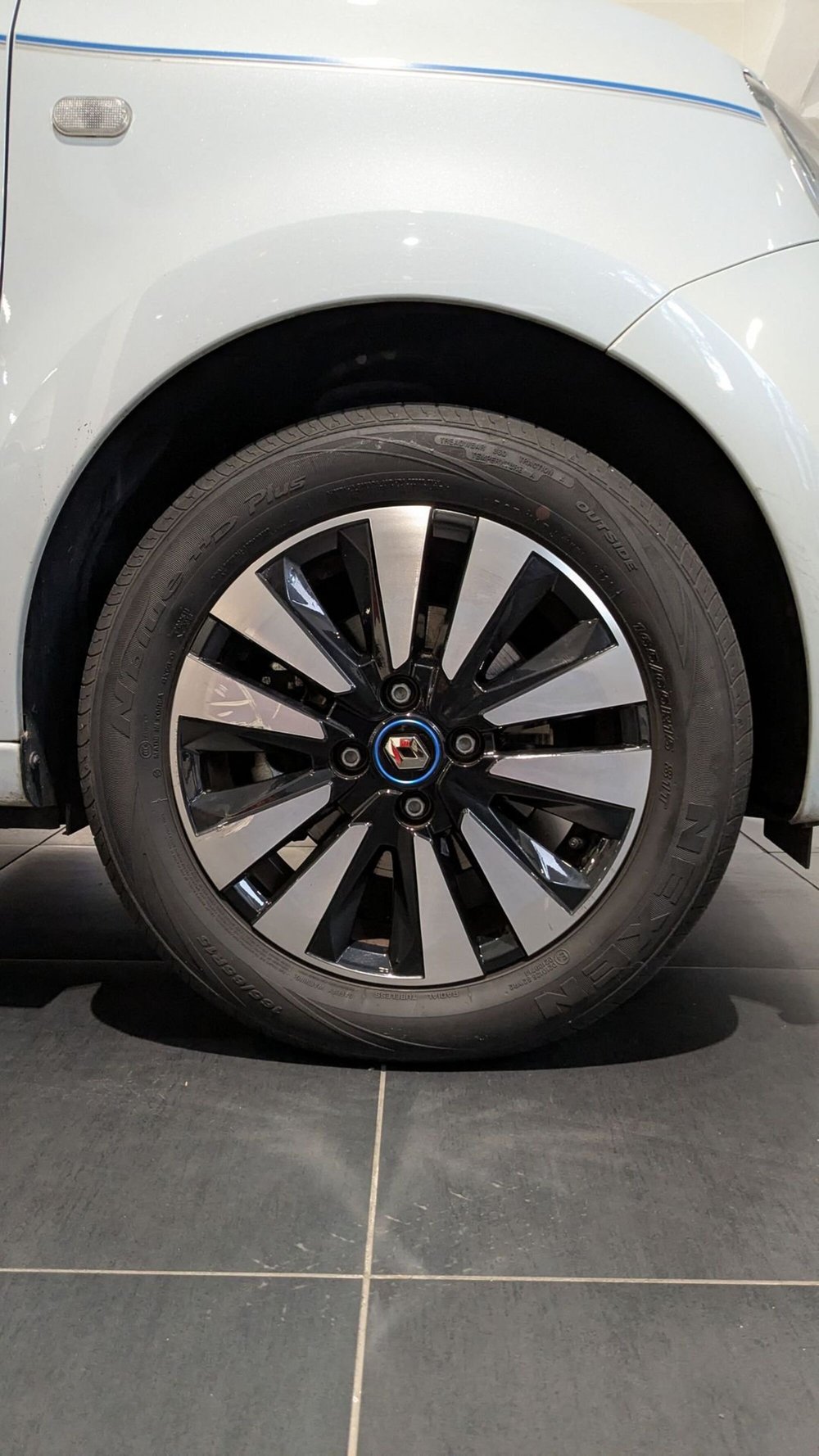 Renault Twingo usata a Milano (13)