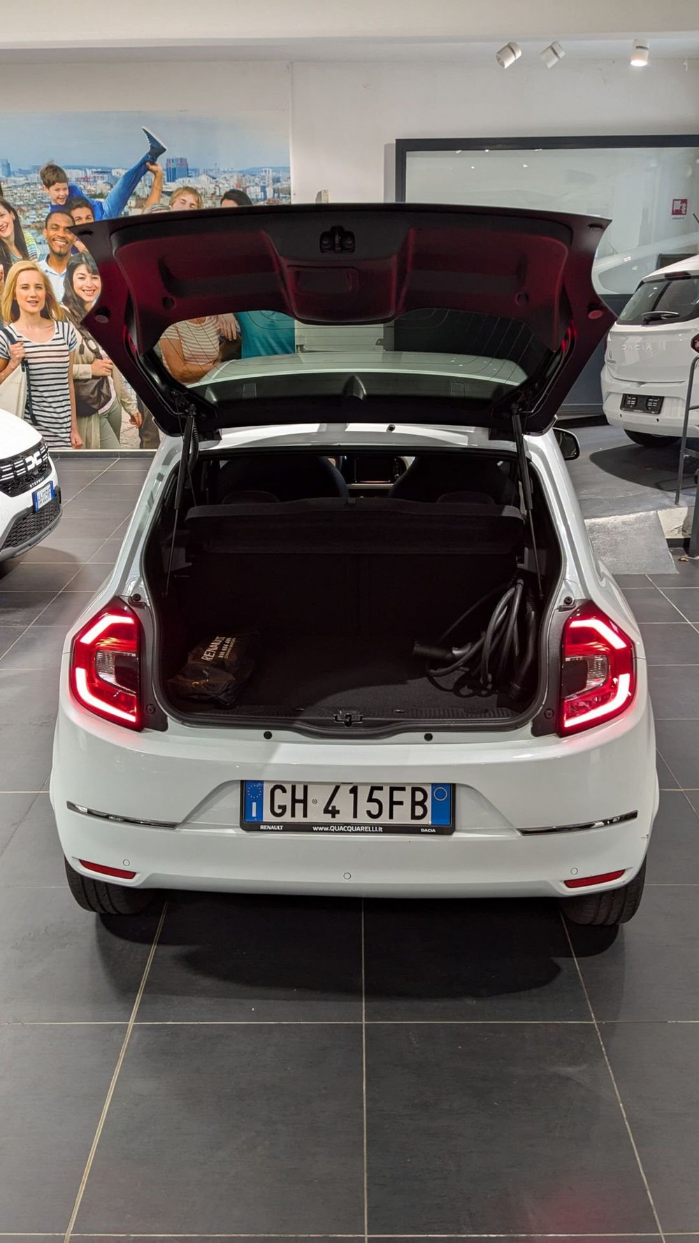 Renault Twingo usata a Milano (5)