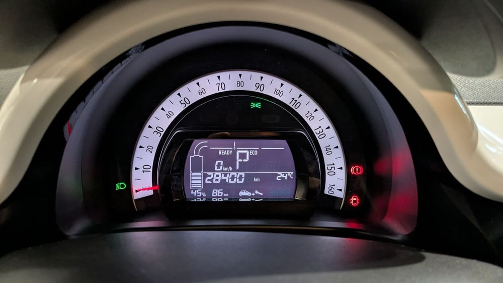Renault Twingo usata a Milano (7)