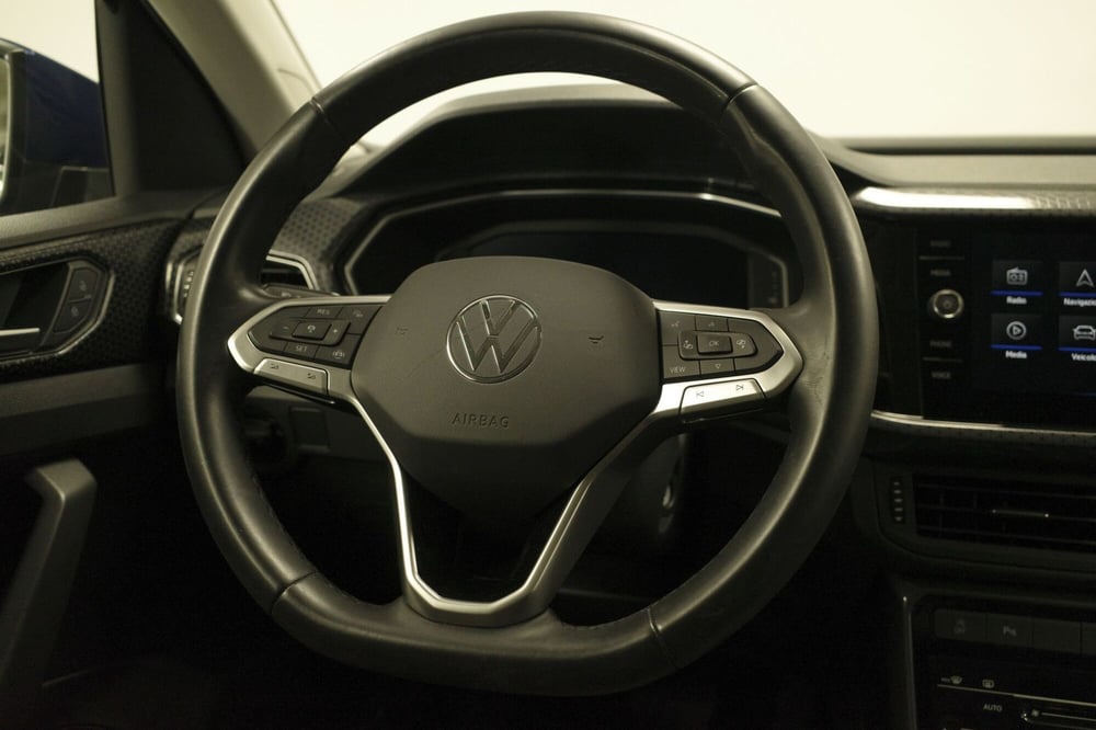 Volkswagen T-Cross usata a Varese (12)