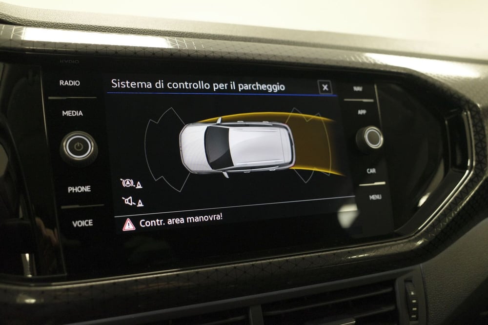 Volkswagen T-Cross usata a Varese (15)