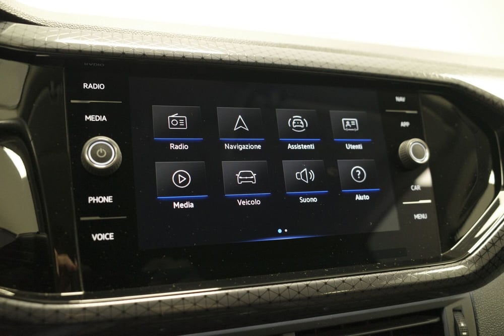 Volkswagen T-Cross usata a Varese (17)