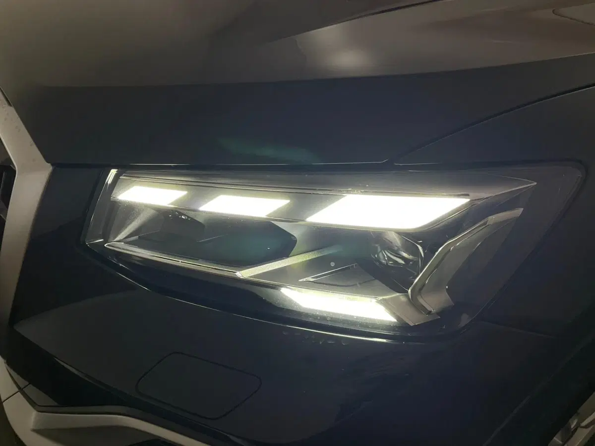 Audi Q2 usata a Taranto (3)
