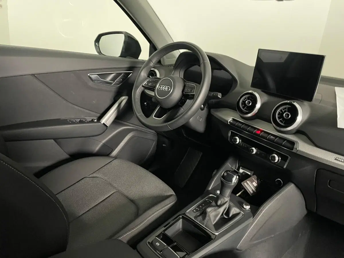 Audi Q2 usata a Taranto (5)