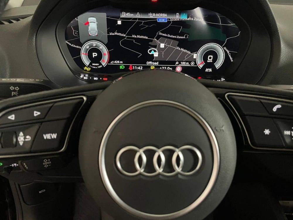 Audi Q2 usata a Taranto (8)