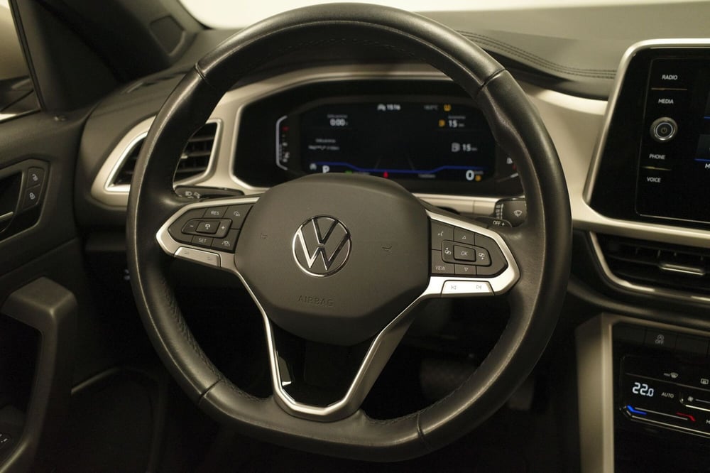 Volkswagen T-Roc Cabrio usata a Varese (14)