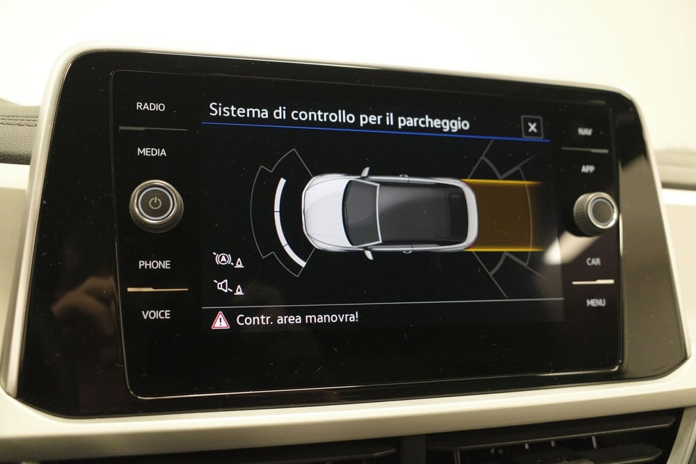 Volkswagen T-Roc Cabrio usata a Varese (17)