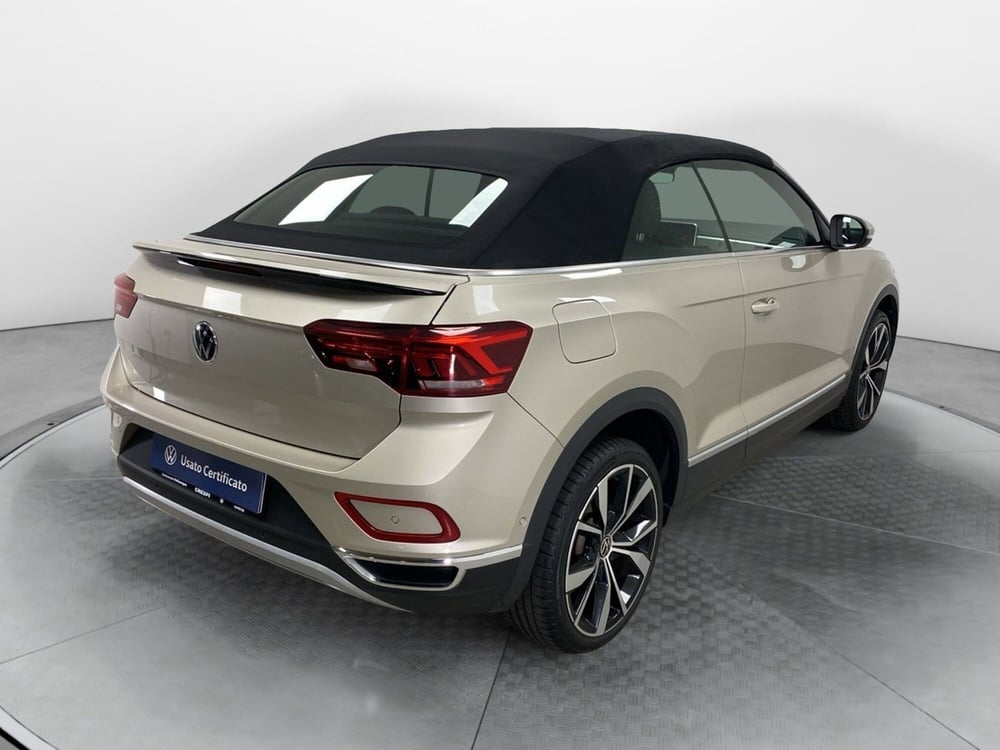 Volkswagen T-Roc Cabrio usata a Varese (5)