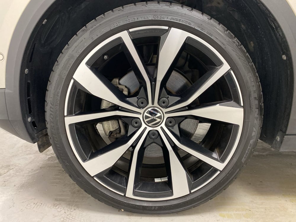 Volkswagen T-Roc Cabrio usata a Varese (9)