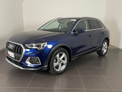 Audi Q3 35 TDI quattro S tronic Business Advanced del 2024 usata a Martina Franca