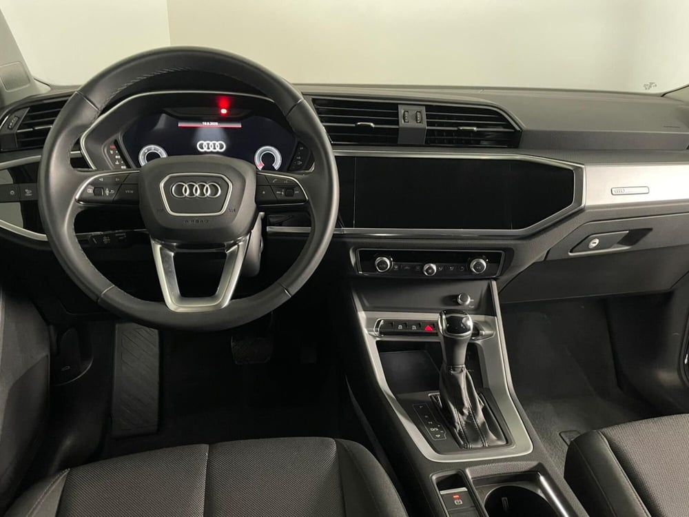 Audi Q3 usata a Taranto (6)