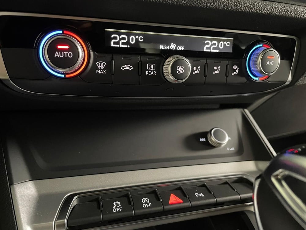 Audi Q3 usata a Taranto (8)