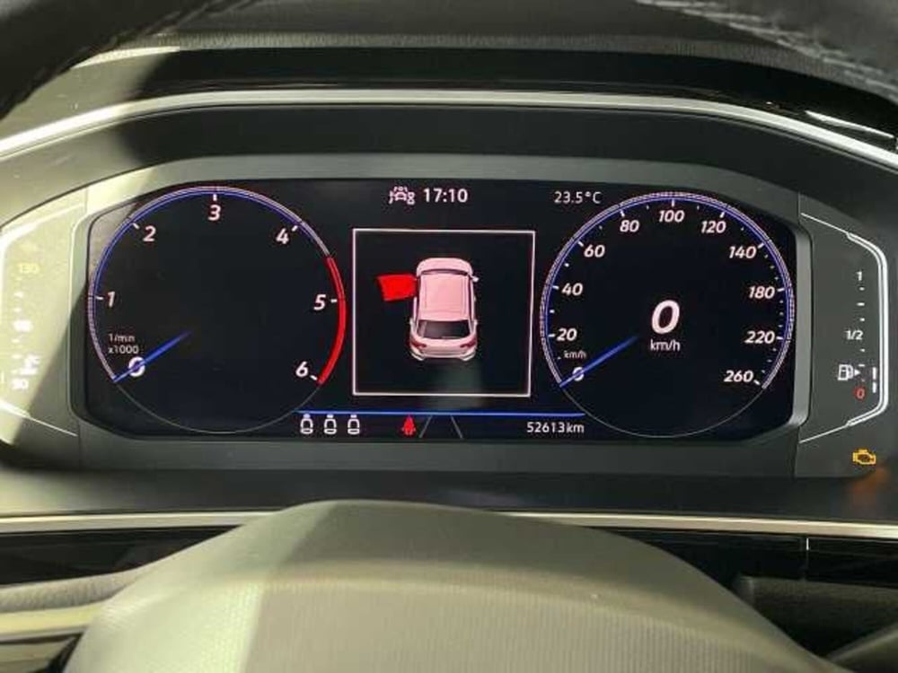 Volkswagen T-Roc usata a Pistoia (13)