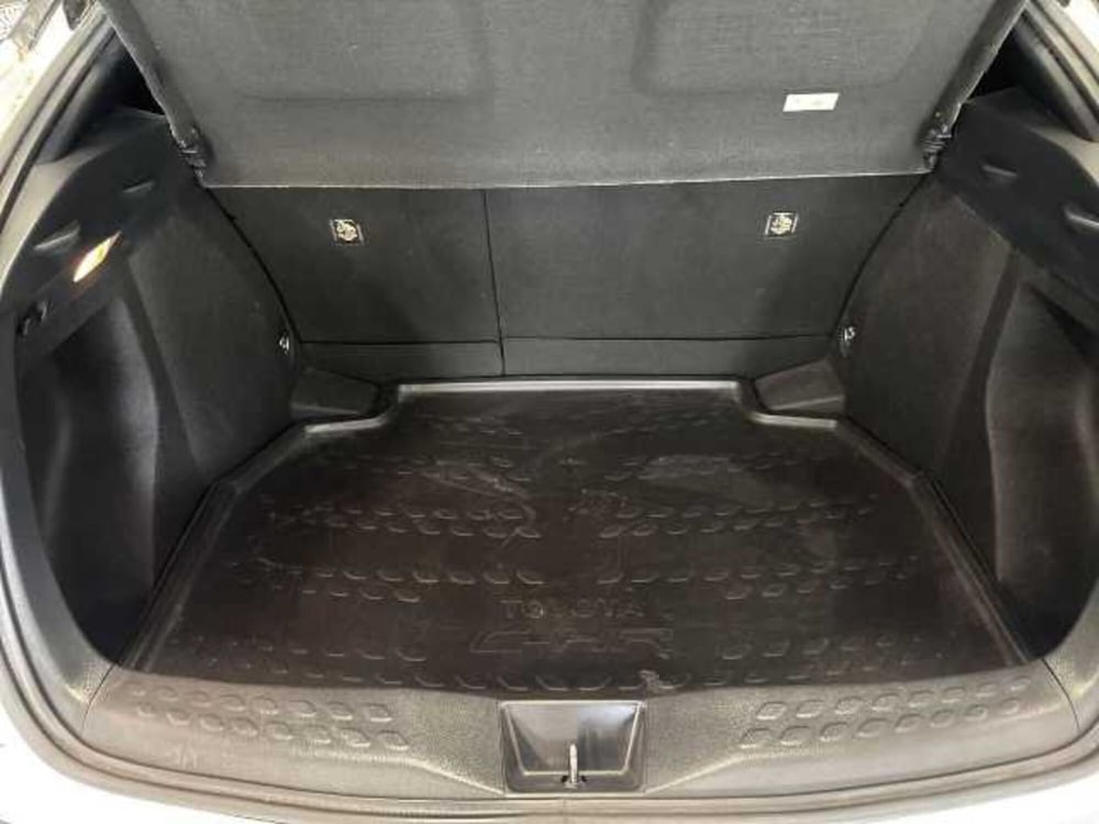 Toyota Toyota C-HR usata a Prato (8)