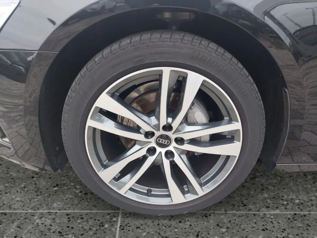 Audi A6 Avant usata a Bari (14)