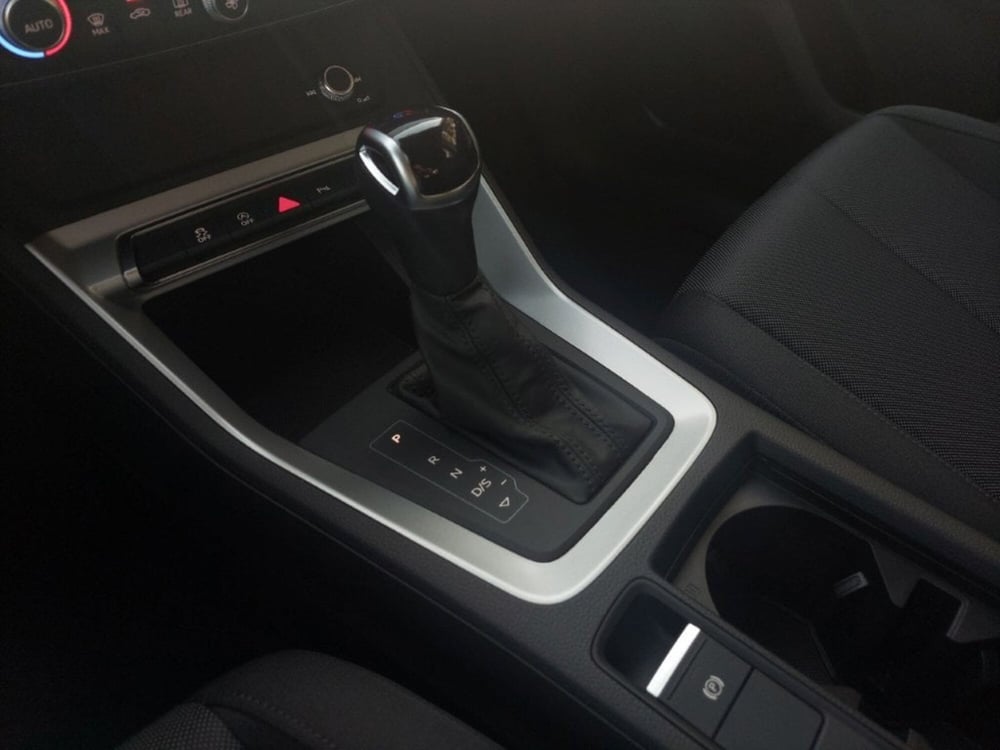 Audi Q3 usata a Bari (13)