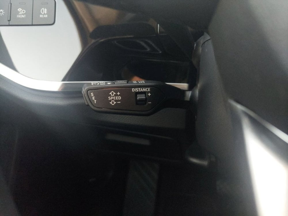 Audi Q3 usata a Bari (18)