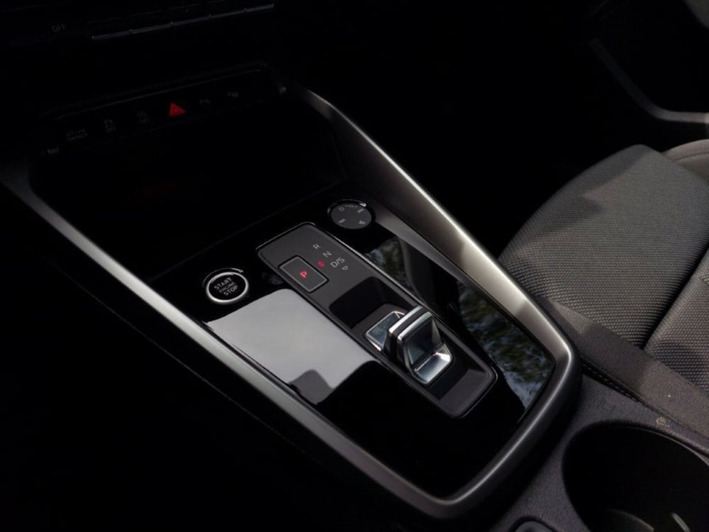 Audi A3 Sedan usata a Bari (11)