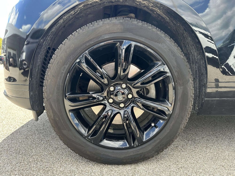 Land Rover Range Rover Velar usata a Siena (9)