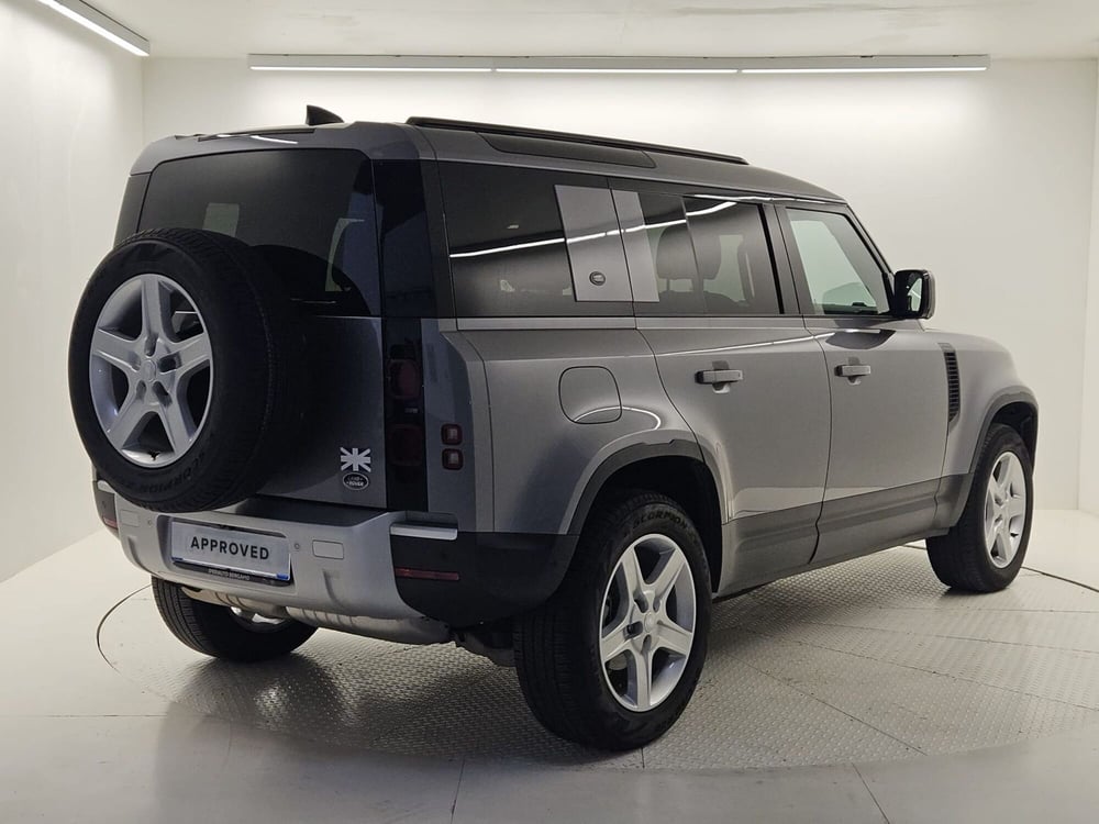 Land Rover Defender usata a Bergamo (2)