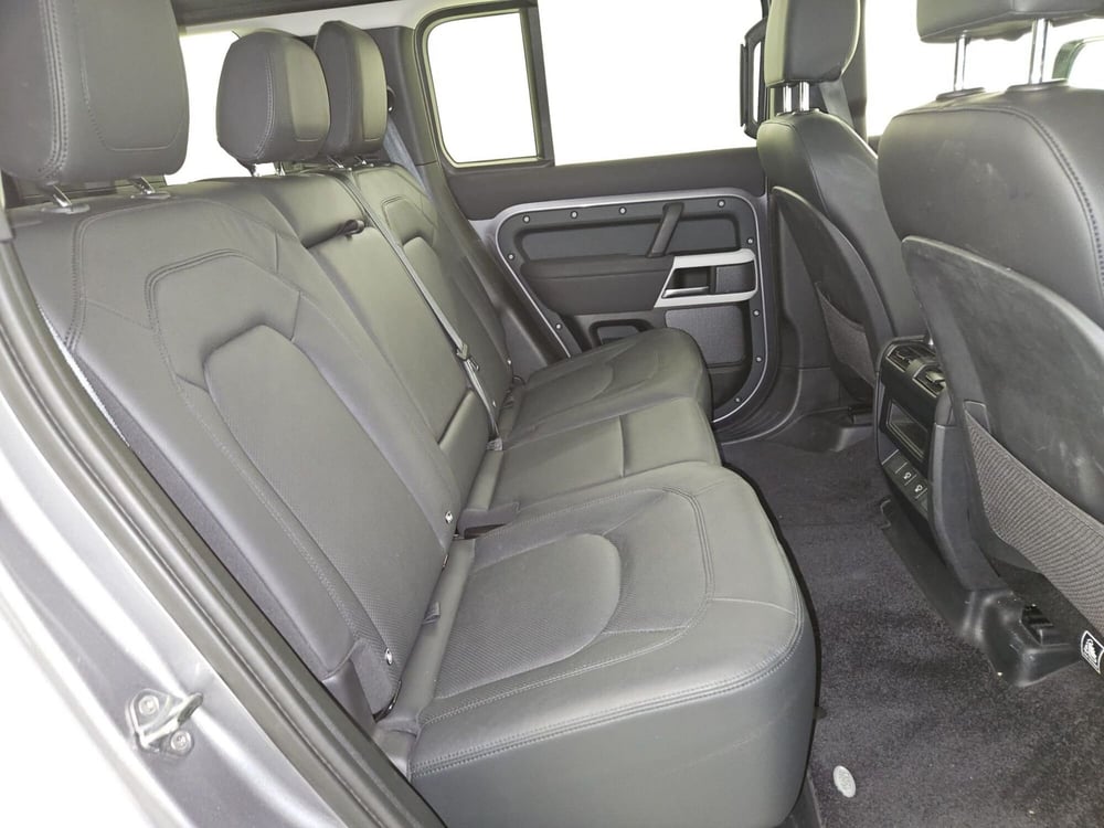 Land Rover Defender usata a Bergamo (5)