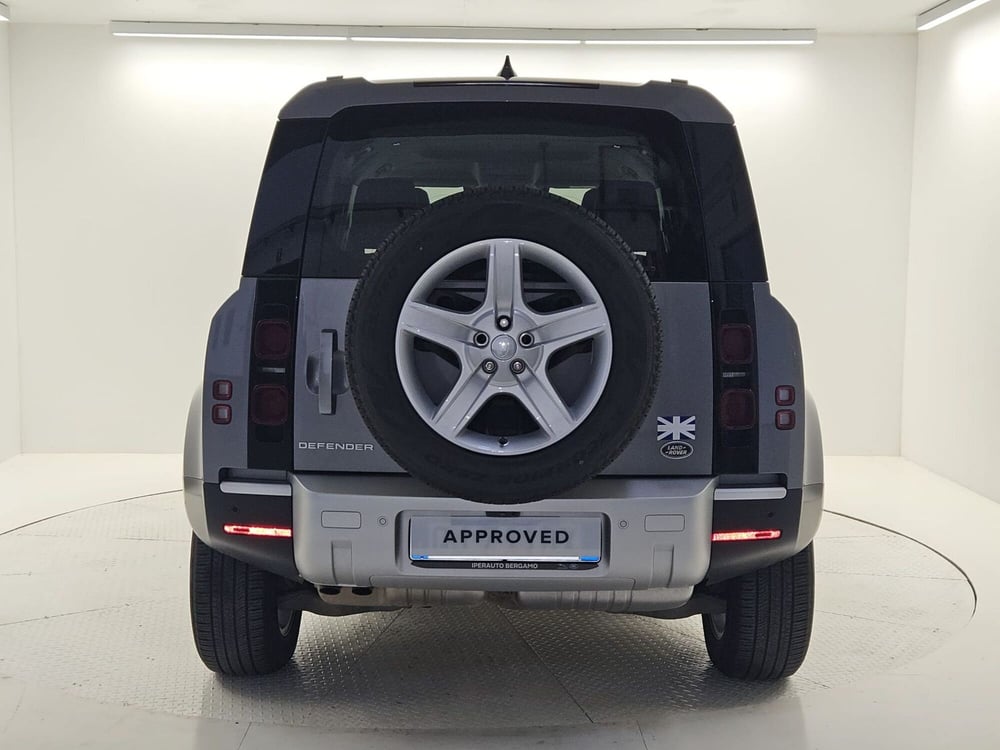 Land Rover Defender usata a Bergamo (7)