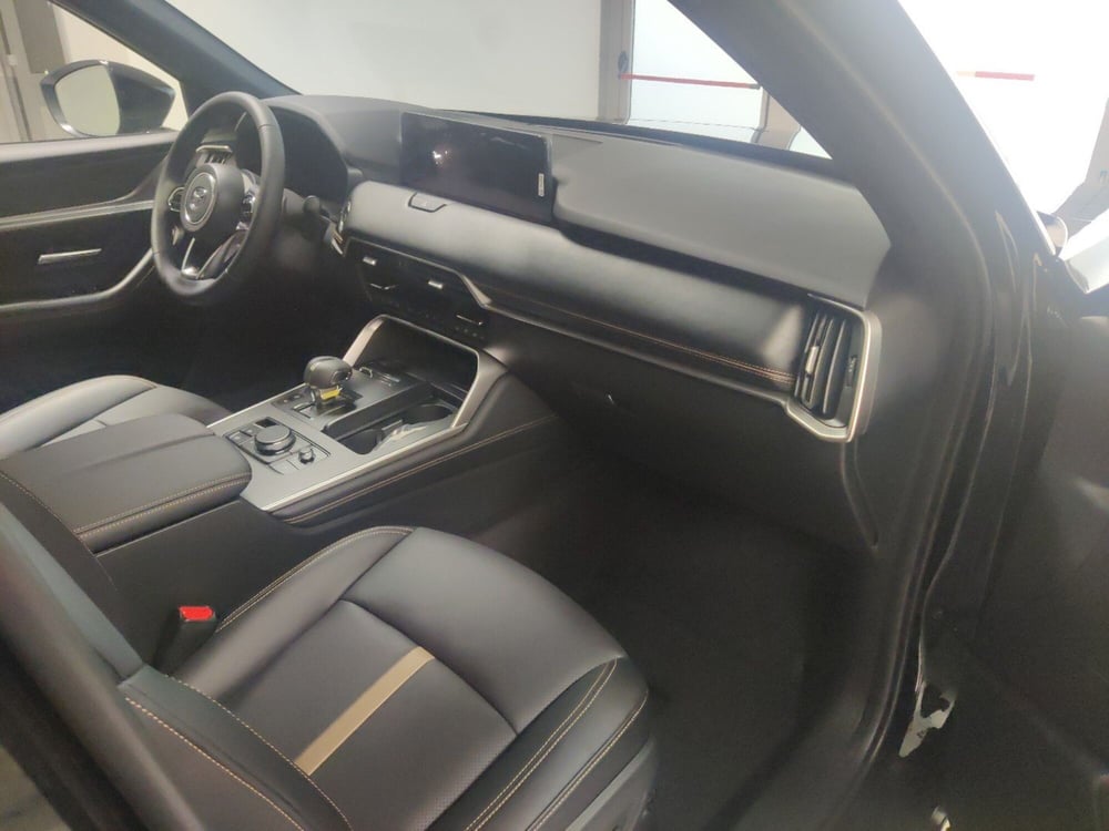 Mazda CX-60 nuova a Arezzo (10)