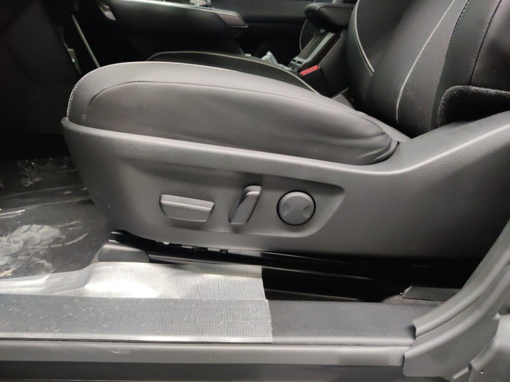 Mazda MX-30 nuova a Arezzo (15)