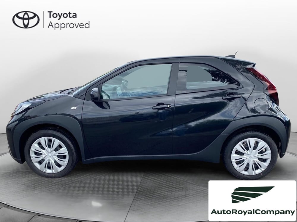 Toyota Aygo X nuova a Roma (10)