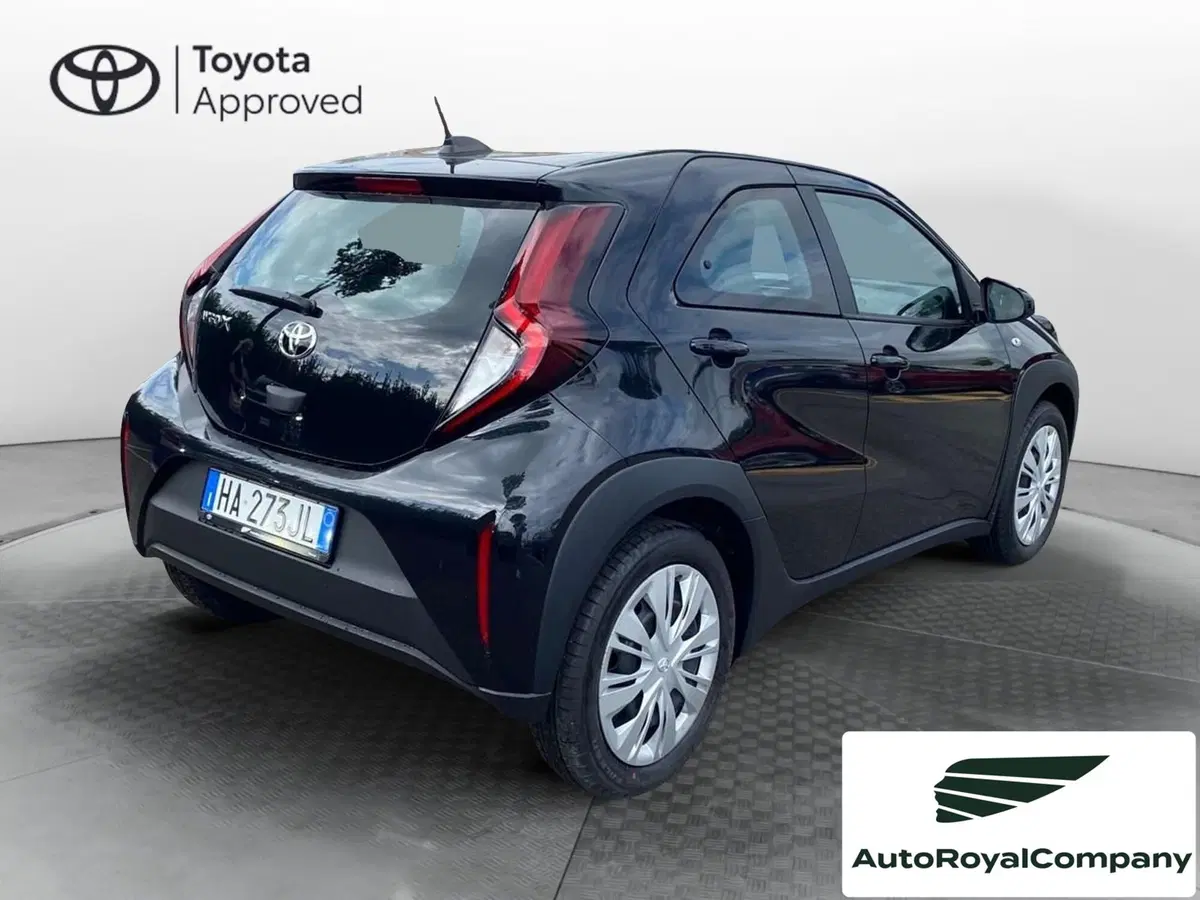 Toyota Aygo X nuova a Roma (5)