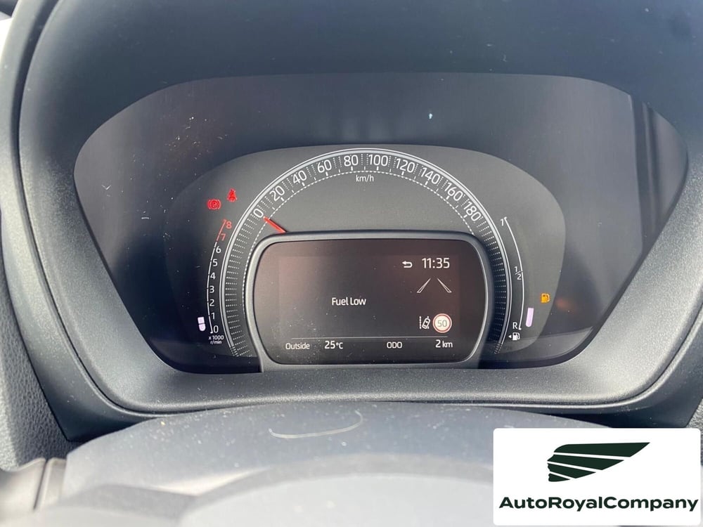 Toyota Aygo X nuova a Roma (8)