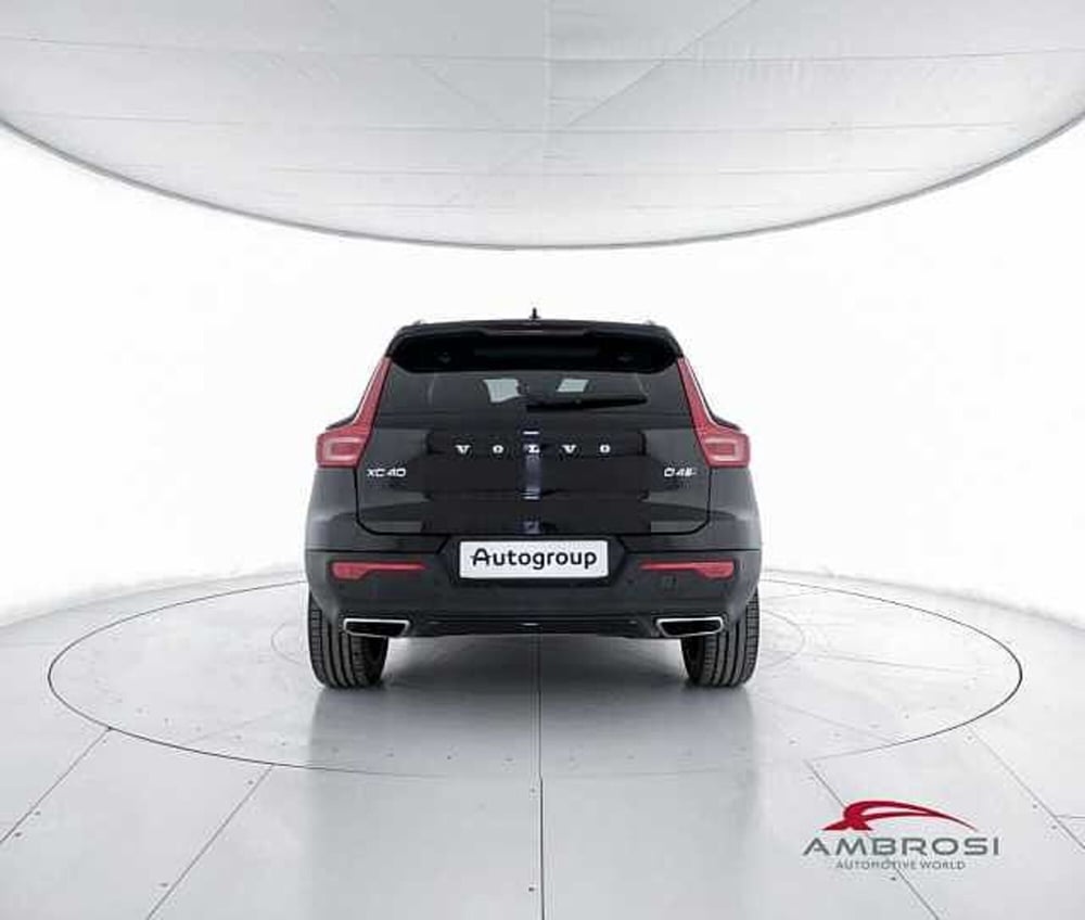 Volvo XC40 usata a Viterbo (6)