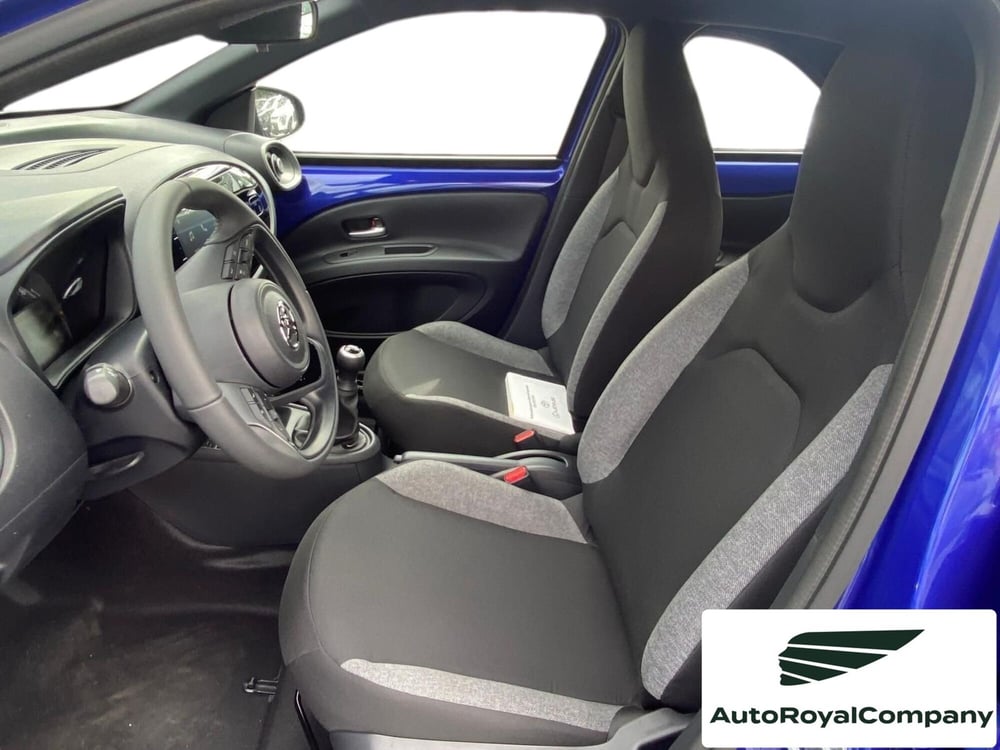 Toyota Aygo X nuova a Roma (2)