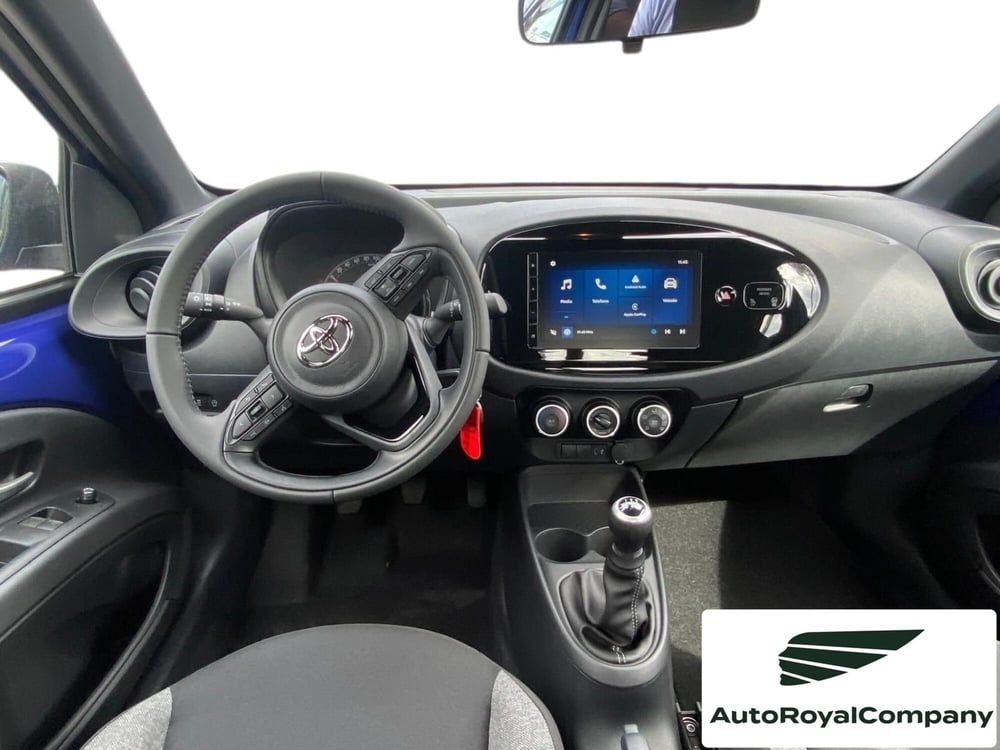Toyota Aygo X nuova a Roma (3)