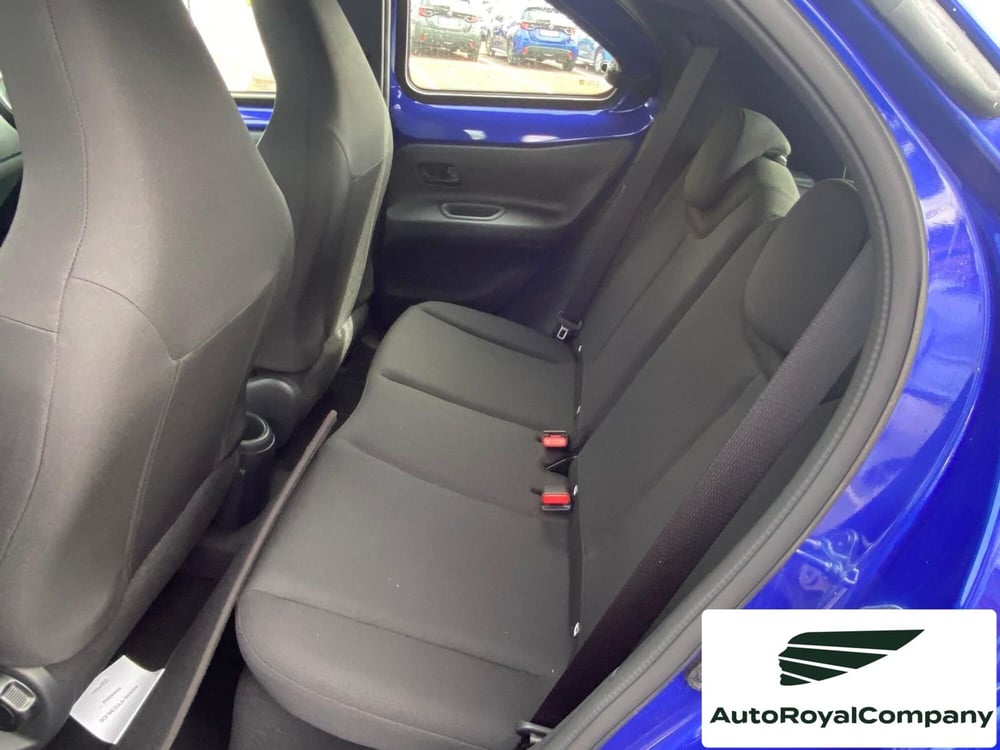 Toyota Aygo X nuova a Roma (4)