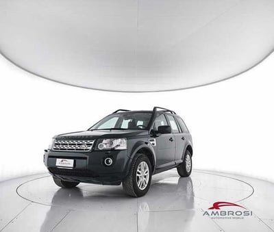 Land Rover Freelander 2.2 SD4 S.W. SE del 2013 usata a Viterbo