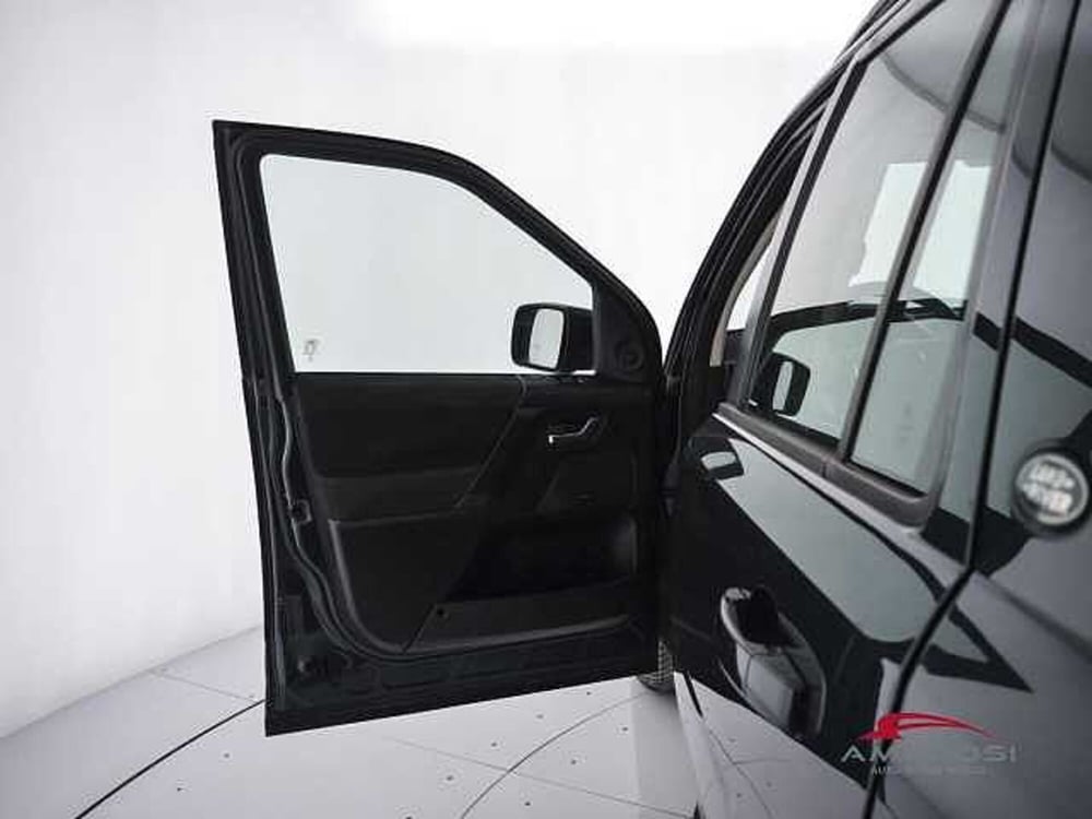 Land Rover Freelander usata a Viterbo (19)