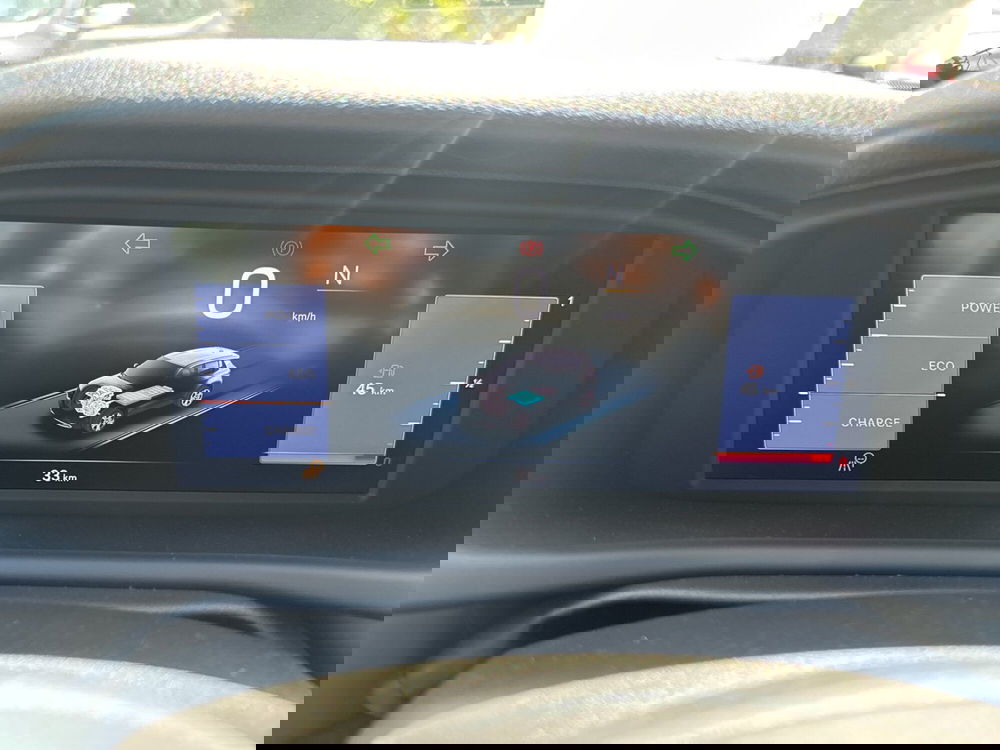 Jeep Avenger nuova a Latina (16)