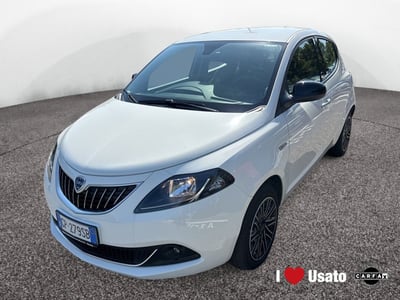 Lancia Ypsilon 1.0 FireFly 5 porte S&amp;S Hybrid Gold Plus del 2023 usata a Latina